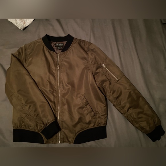 Bomber Jacket - Picture 3 of 4